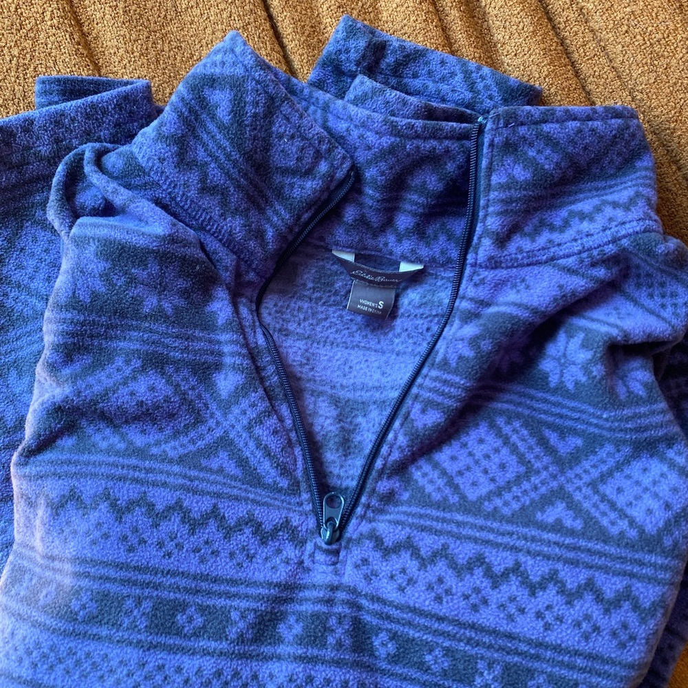 Eddie Bauer purple fleece pullover size small
